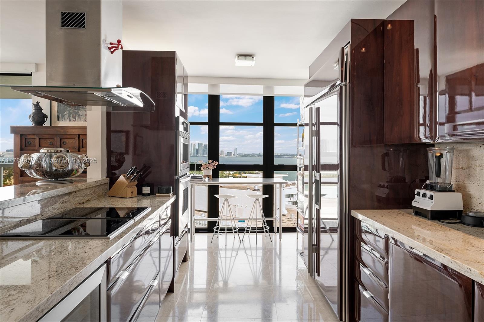 NINE ISLAND AVENUE CONDO - Residential