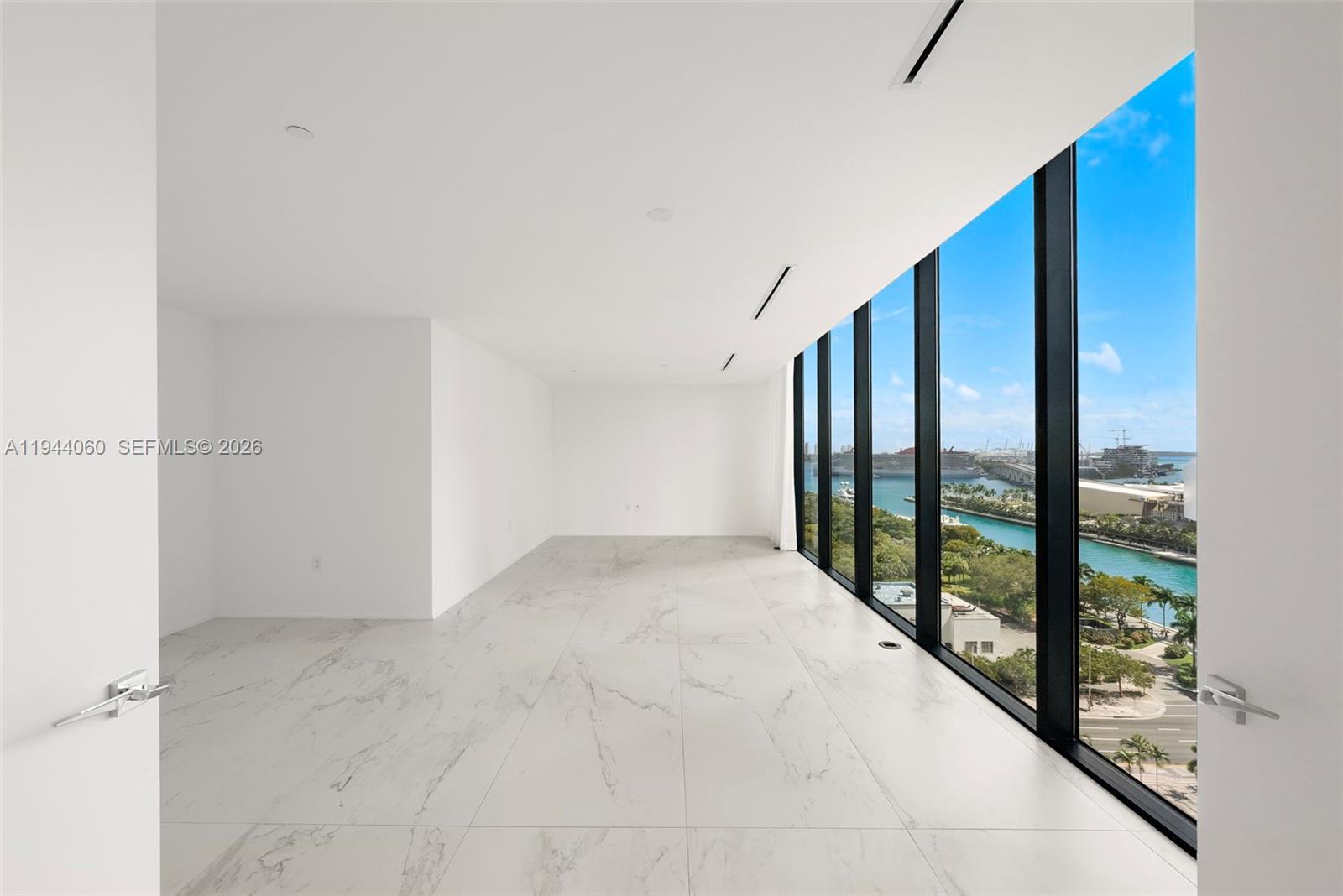 ONE THOUSAND MUSEUM CONDO - Residential