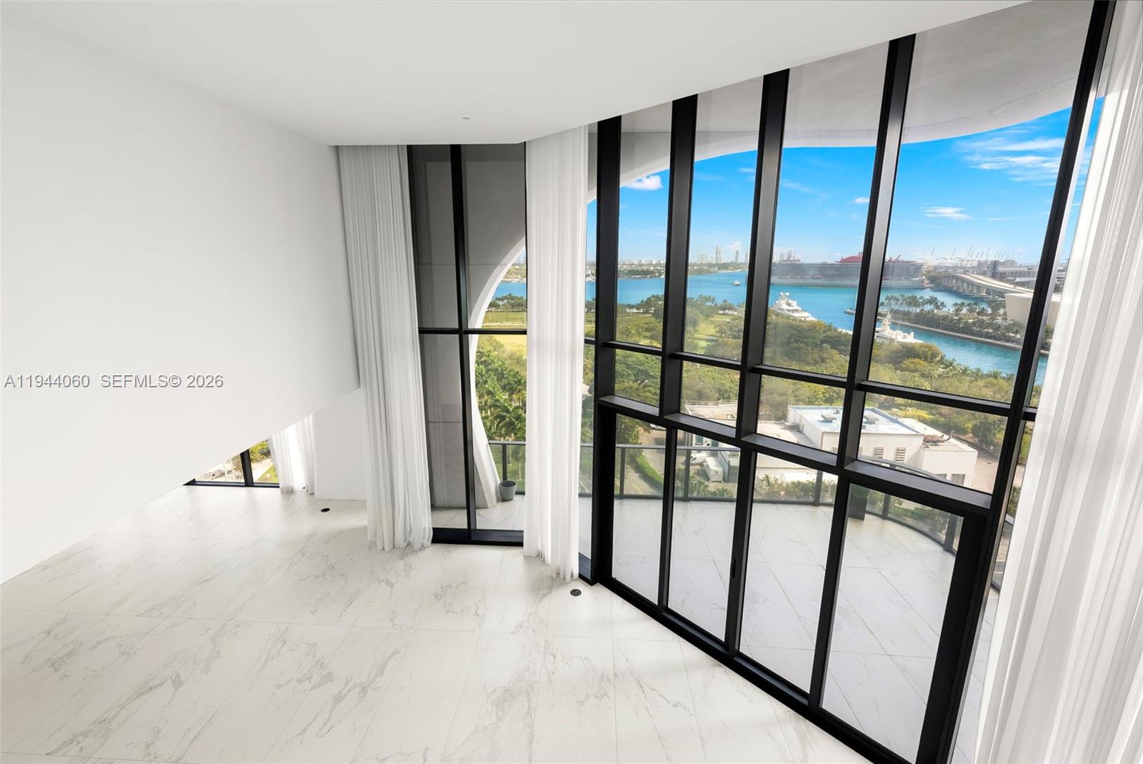 ONE THOUSAND MUSEUM CONDO - Residential