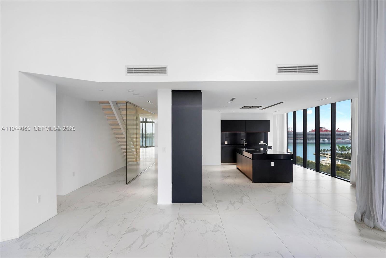 ONE THOUSAND MUSEUM CONDO - Residential