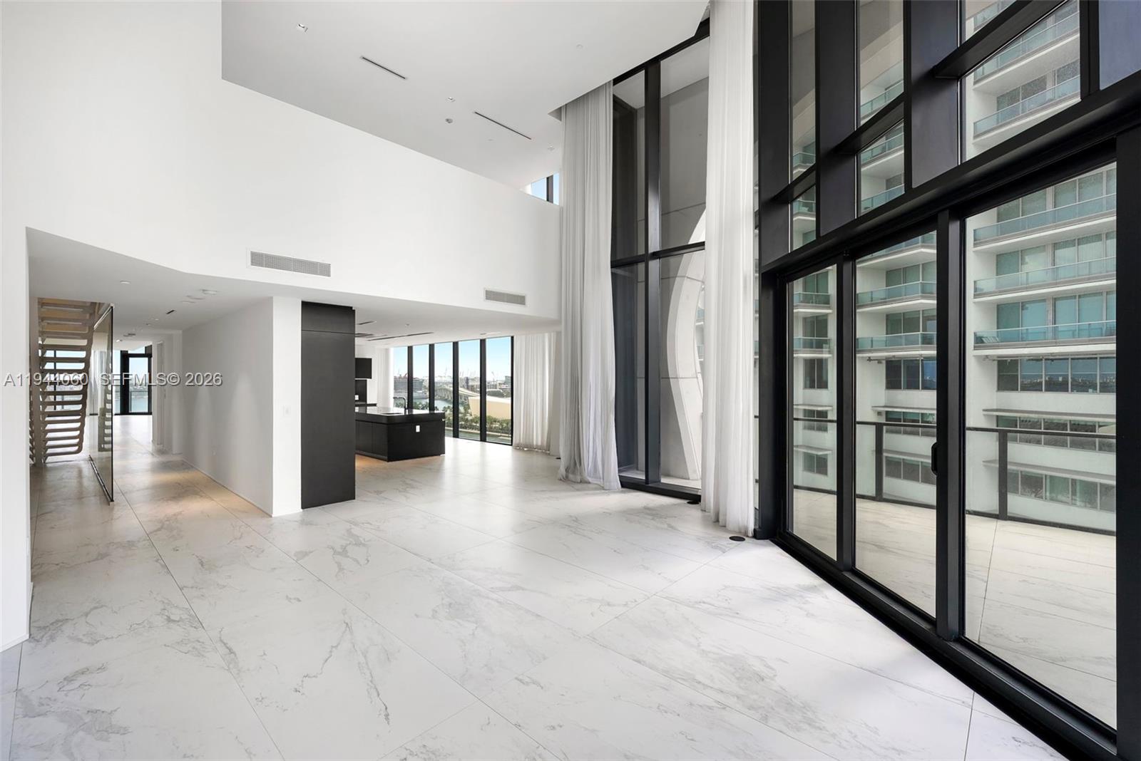 ONE THOUSAND MUSEUM CONDO - Residential