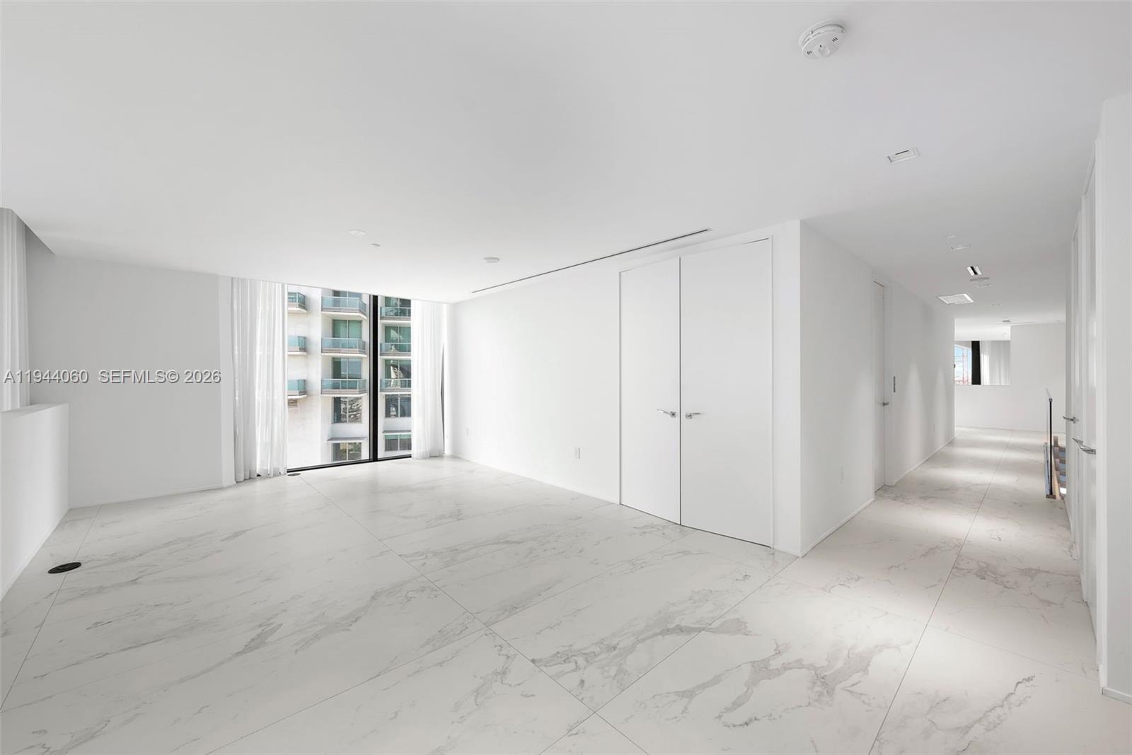 ONE THOUSAND MUSEUM CONDO - Residential