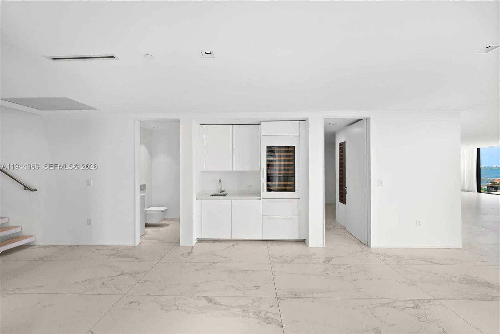 ONE THOUSAND MUSEUM CONDO - Residential