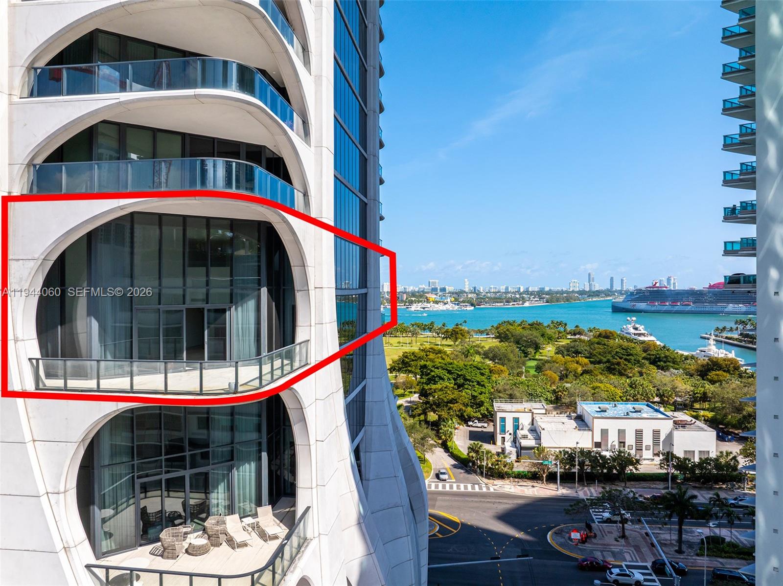 ONE THOUSAND MUSEUM CONDO - Residential