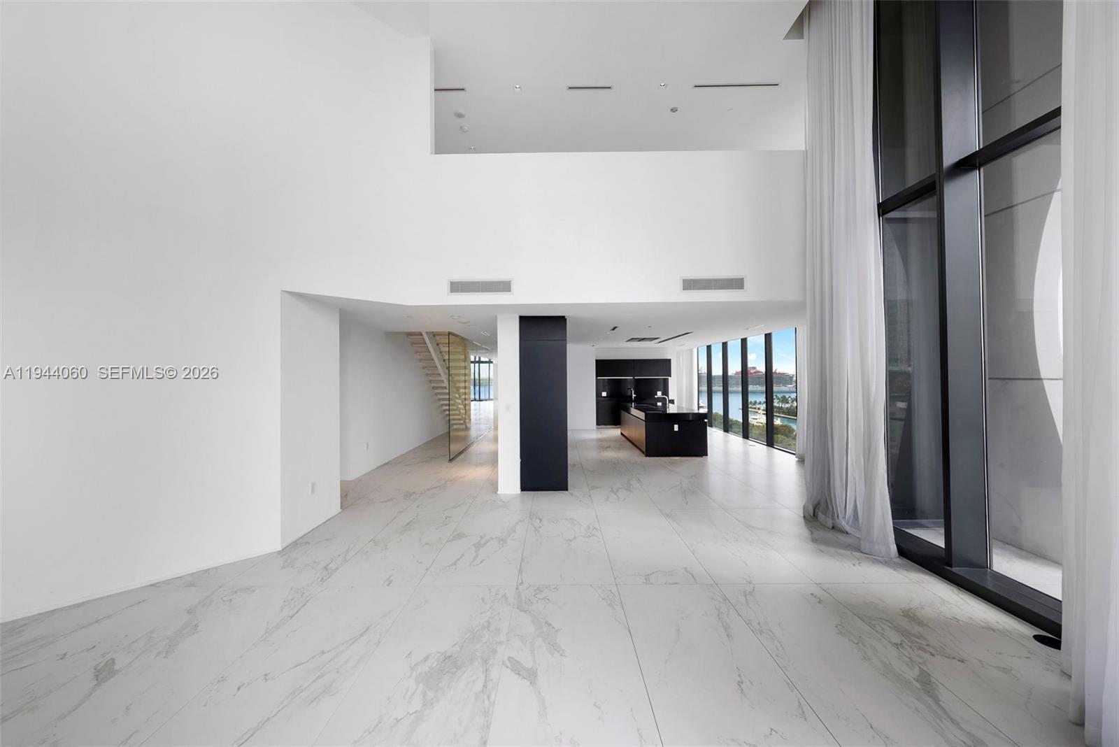 ONE THOUSAND MUSEUM CONDO - Residential