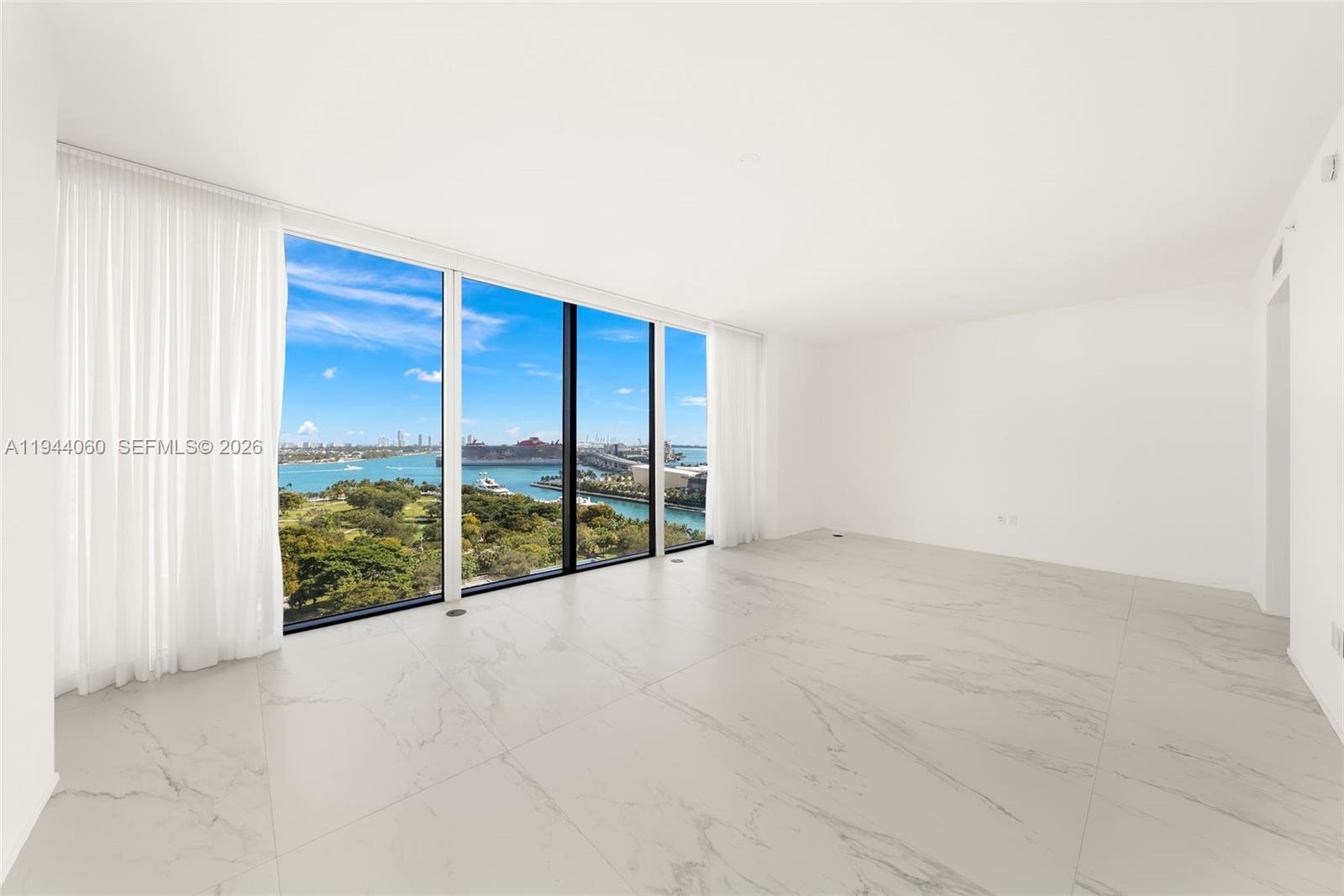 ONE THOUSAND MUSEUM CONDO - Residential