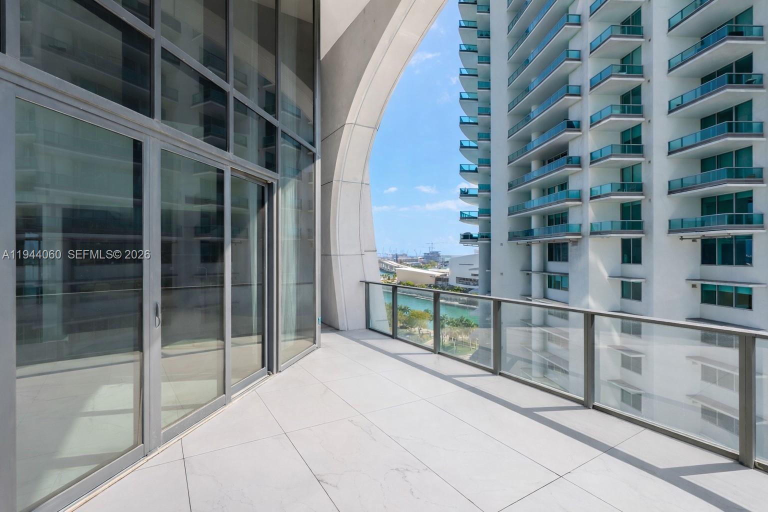 ONE THOUSAND MUSEUM CONDO - Residential