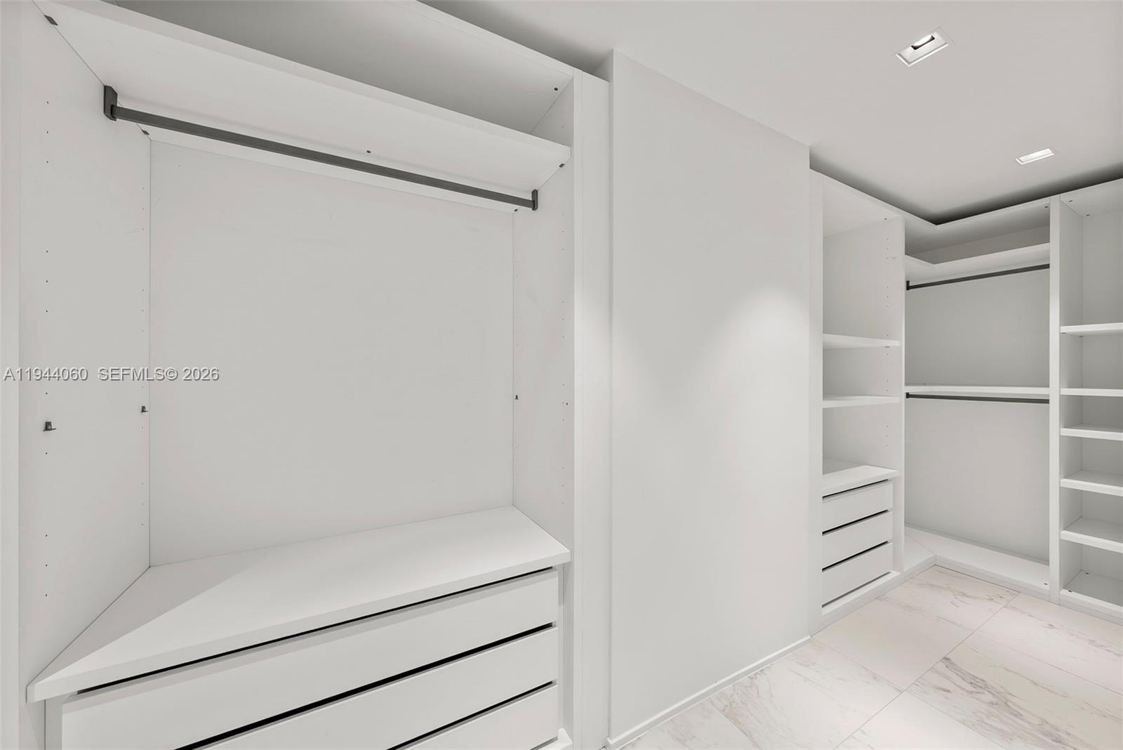 ONE THOUSAND MUSEUM CONDO - Residential