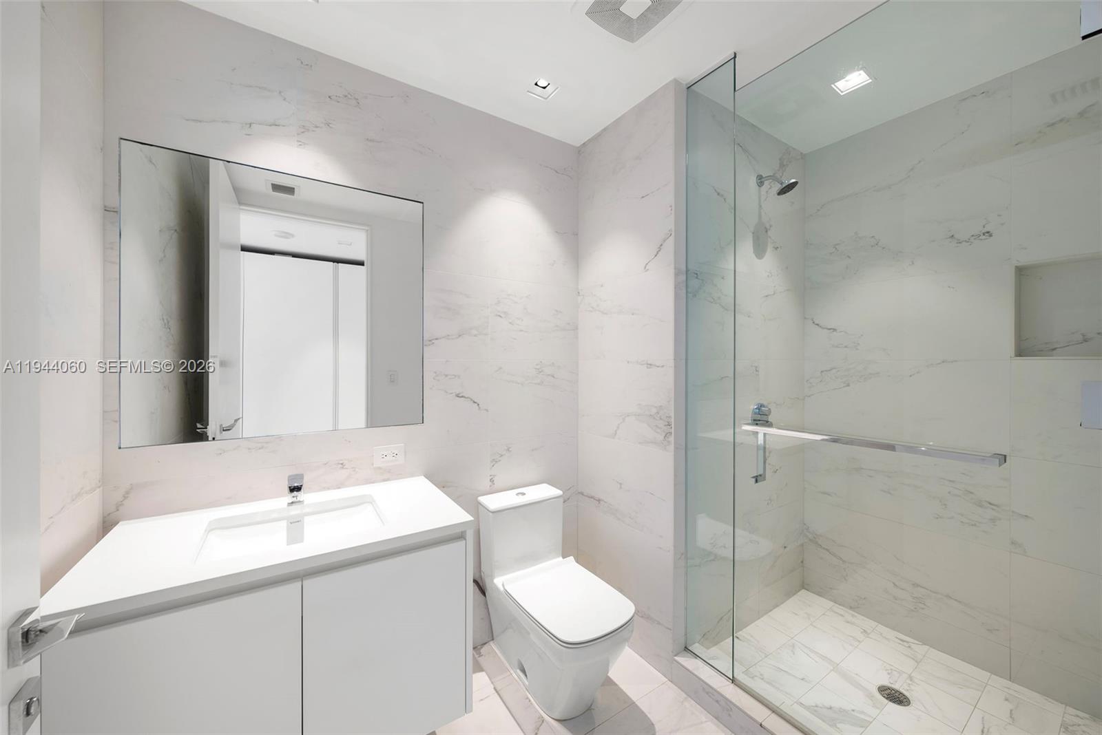 ONE THOUSAND MUSEUM CONDO - Residential