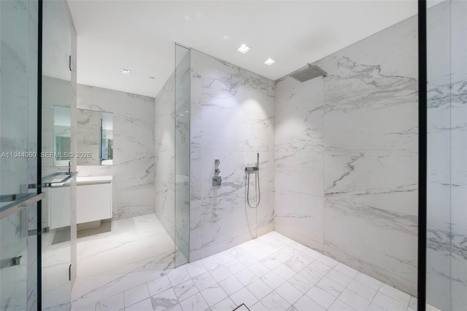 ONE THOUSAND MUSEUM CONDO - Residential