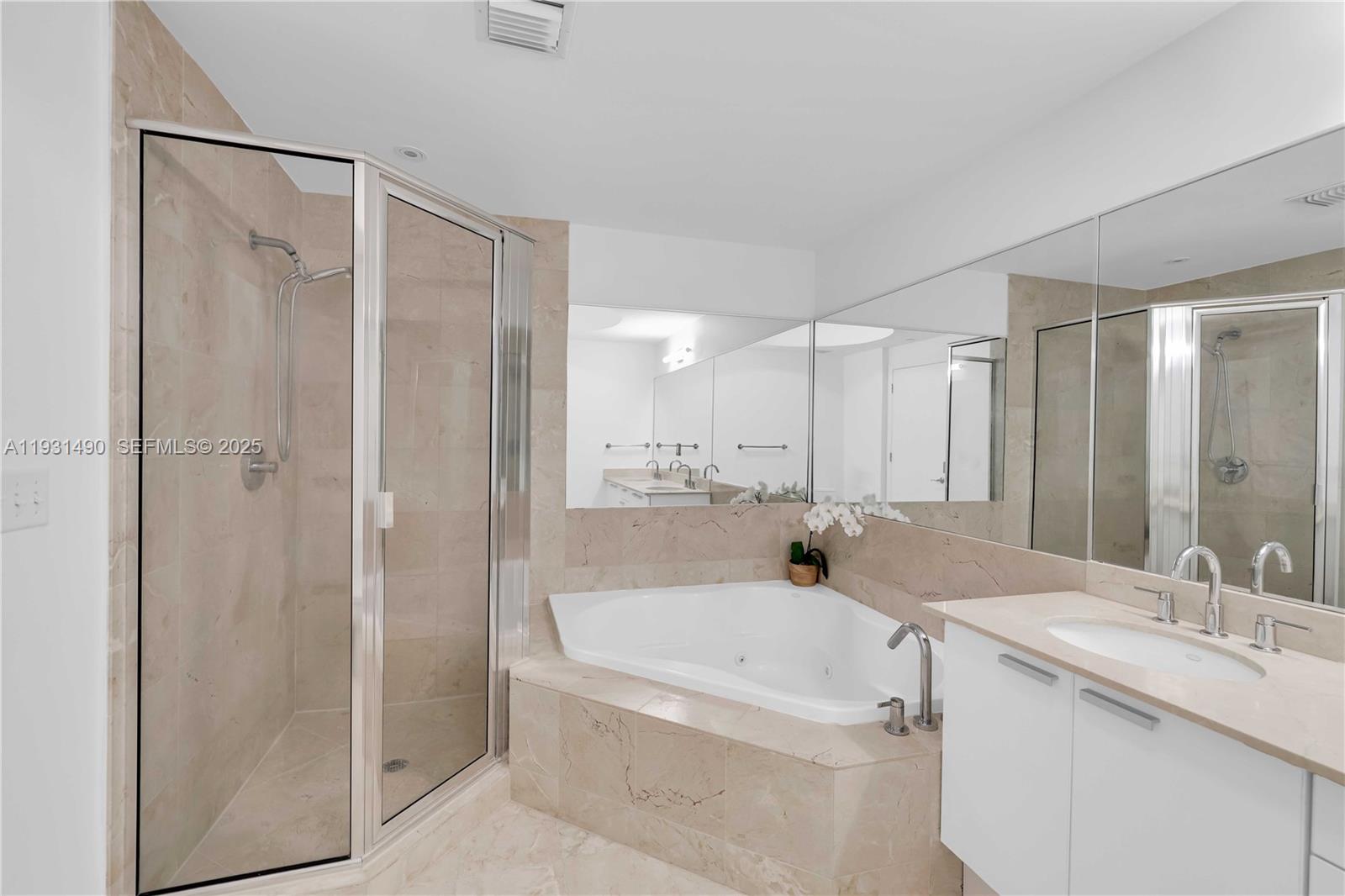 THE ATRIUM AT AVENTURA CO - Residential