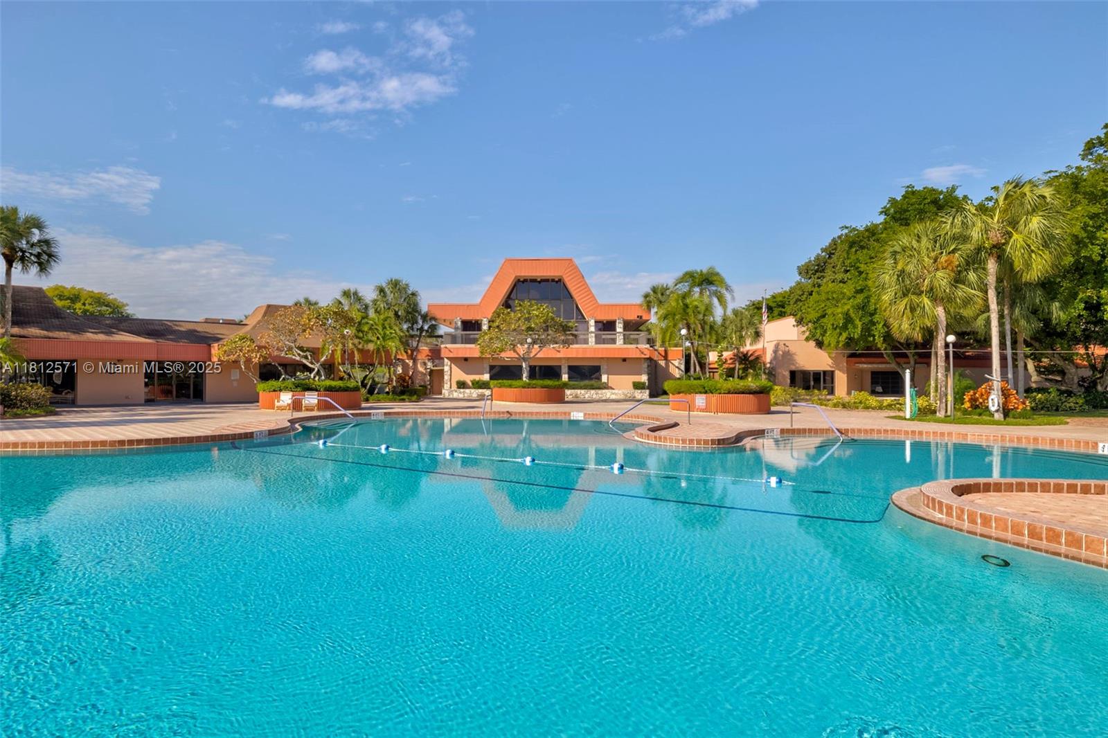 HOLIDAY SPRINGS VILLAGE 1 - Residential