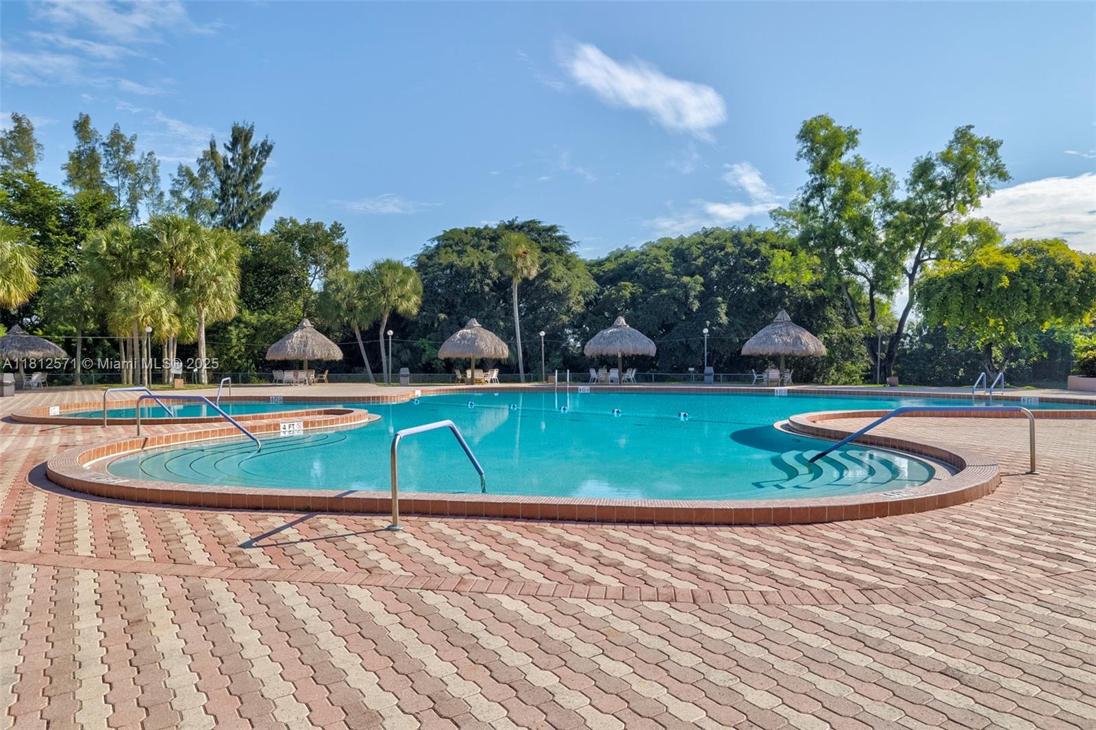 HOLIDAY SPRINGS VILLAGE 1 - Residential