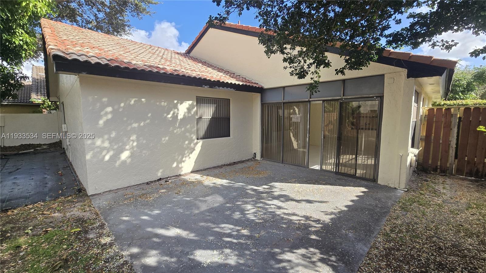 THE MOORS SEC 1 - Residential