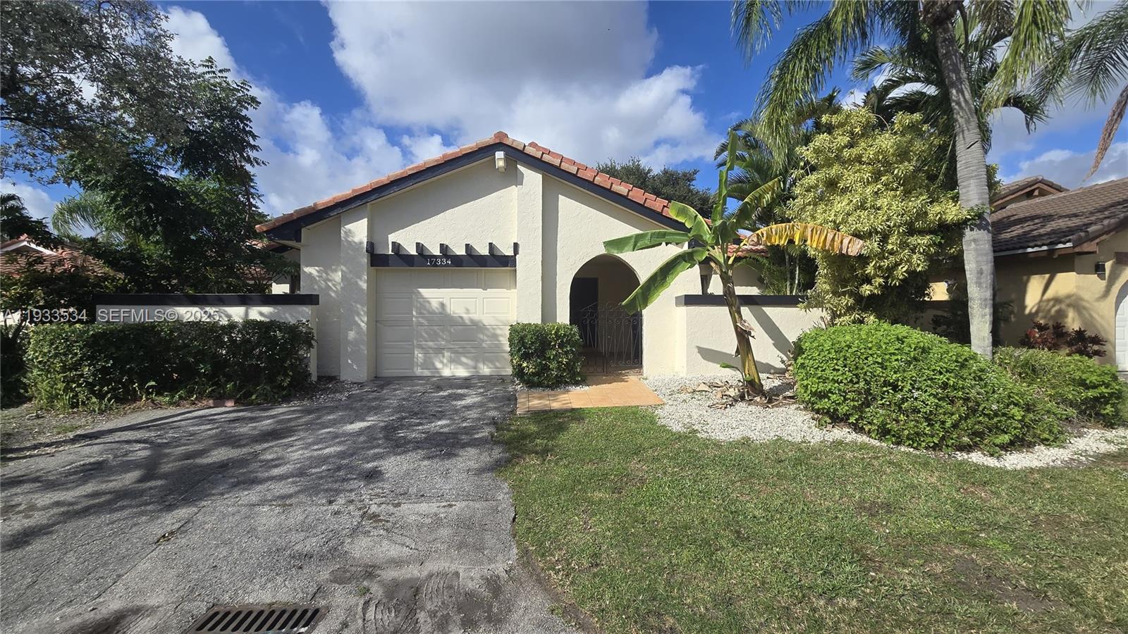 THE MOORS SEC 1 - Residential