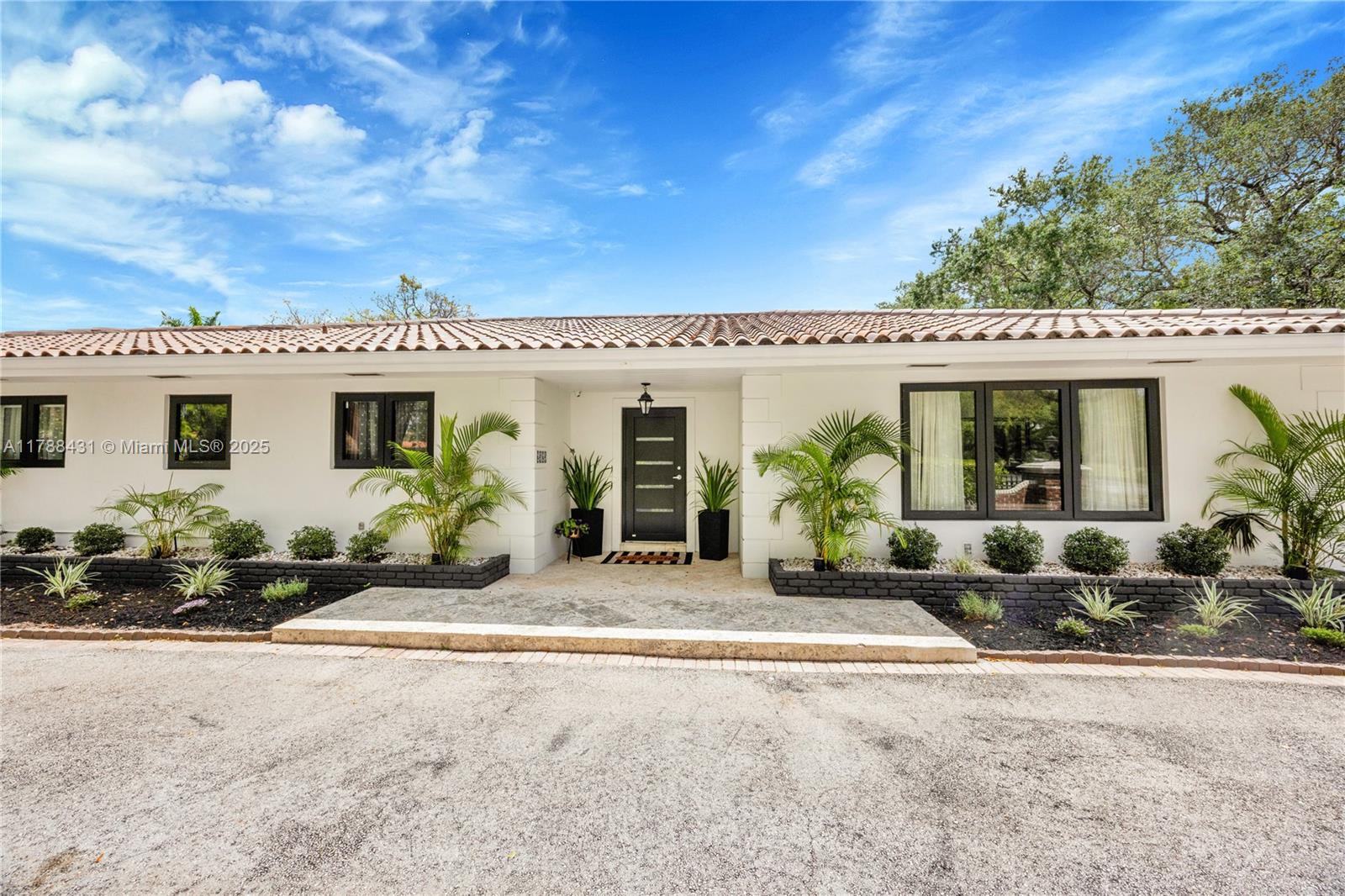 CORAL GABLES SEC E - Residential