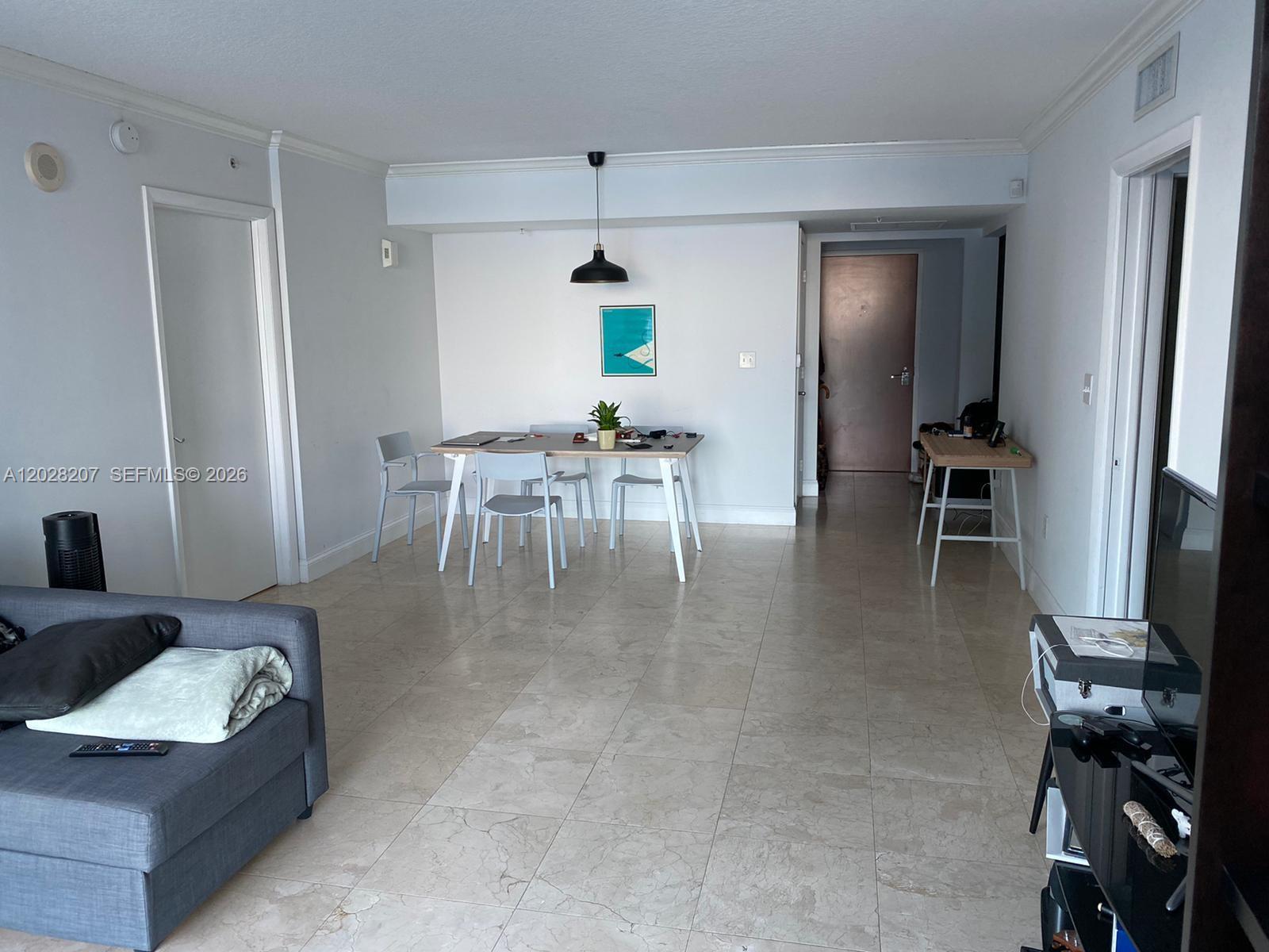 31 SE 5th St 2308