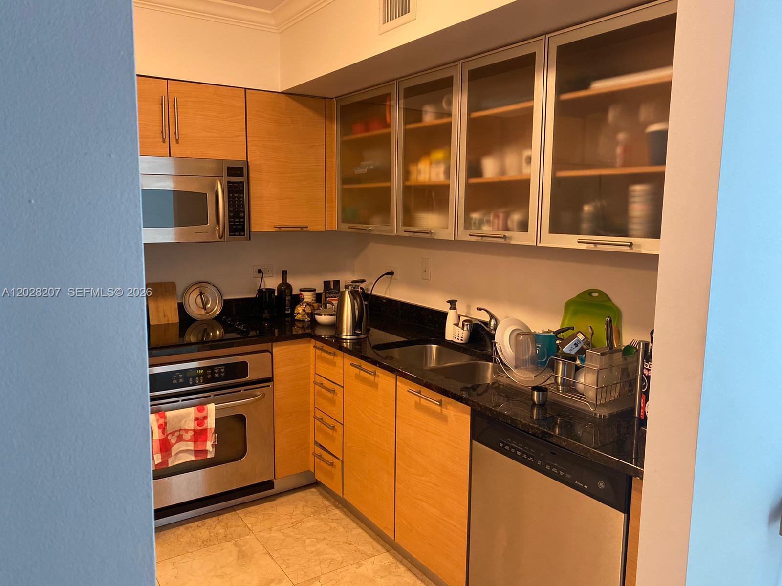 31 SE 5th St 2308