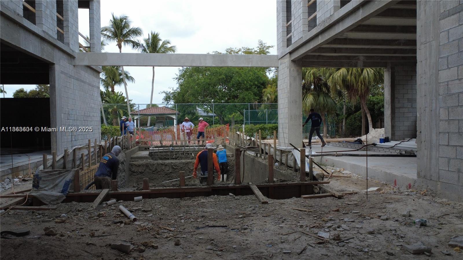 Bobby Estate Homes - Residential