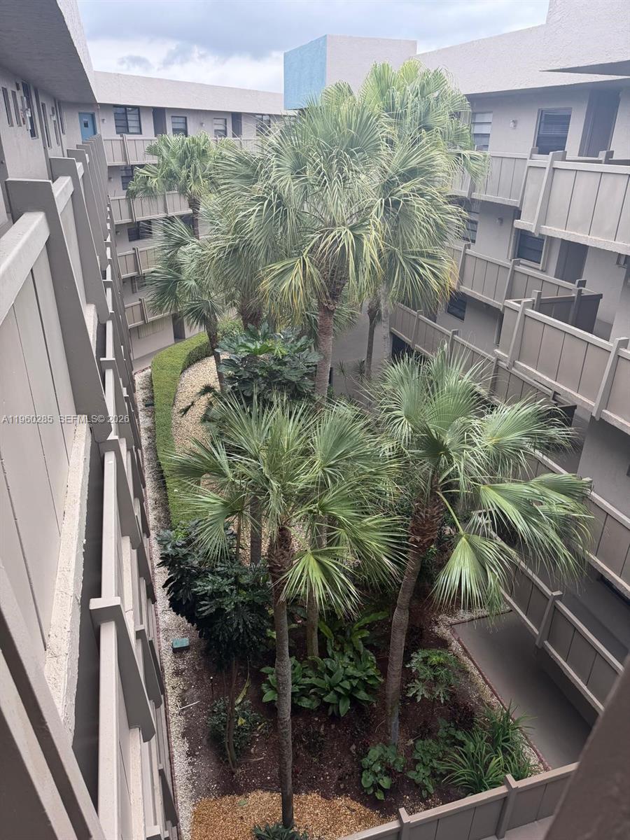 Colony Point - Residential