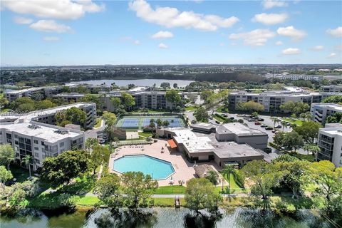 Photo of 900 Colony Point Cir #505, Pembroke Pines, FL (MLS # A11960285)