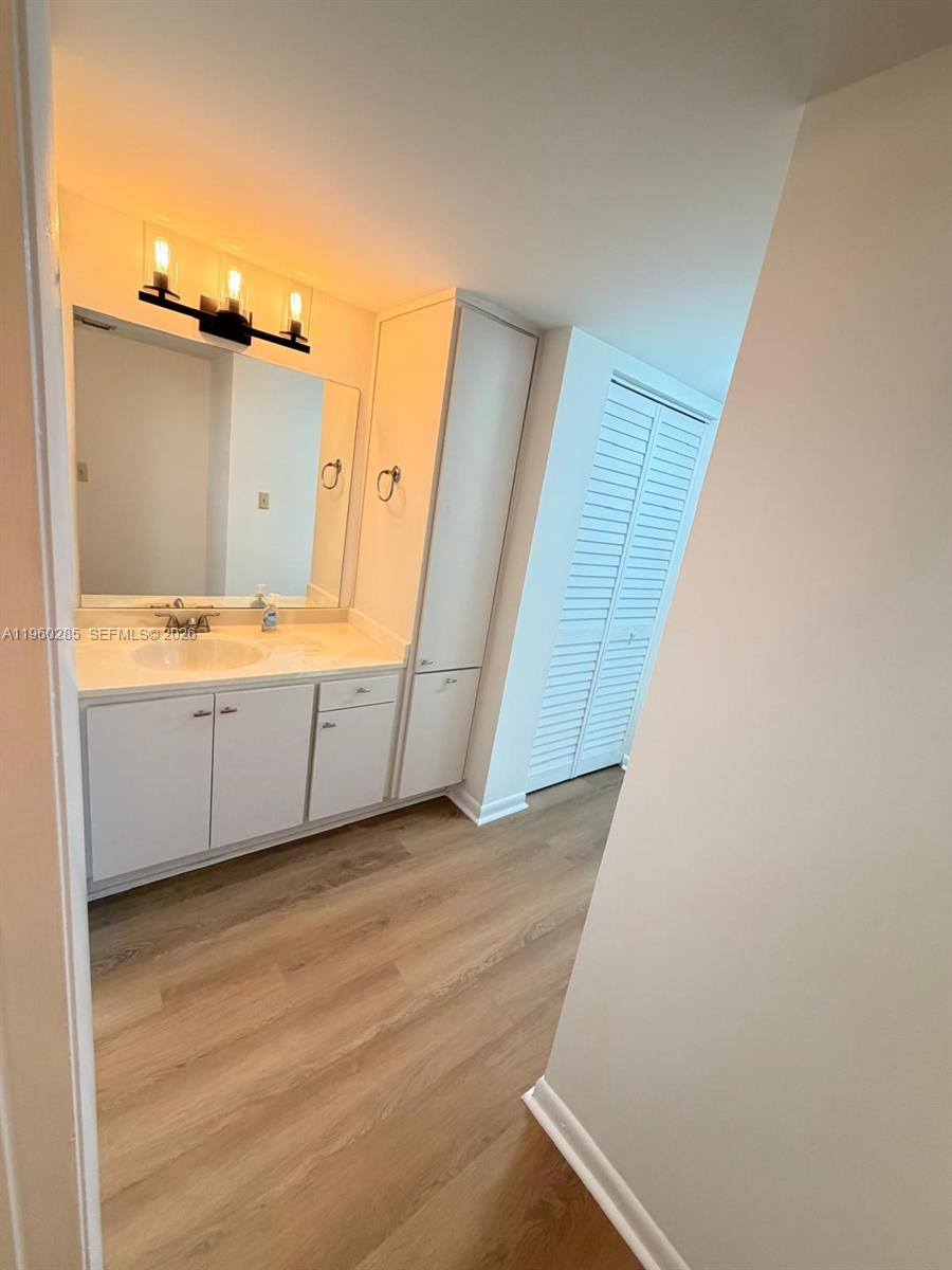 Colony Point - Residential