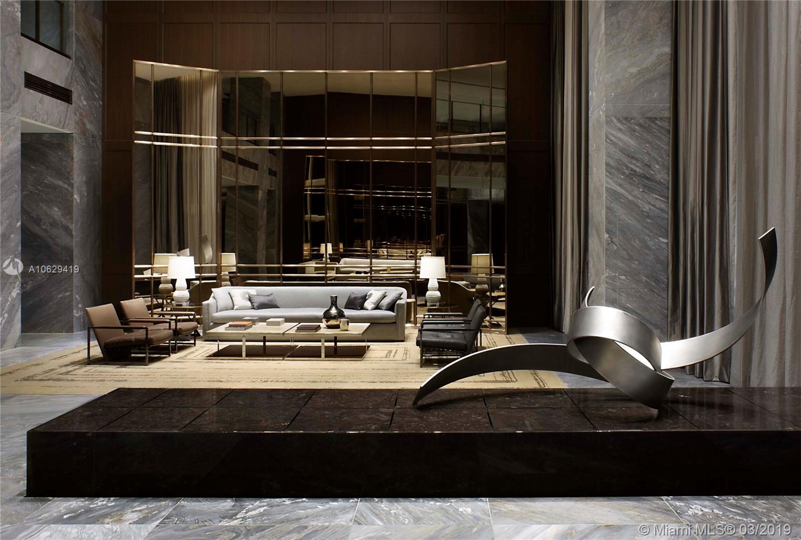 TRUMP HOLLYWOOD - Residential