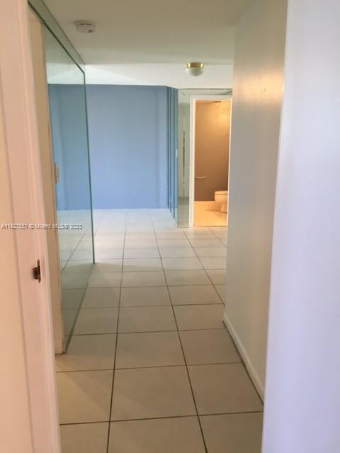 REEF SOUTH CONDO - Residential Lease