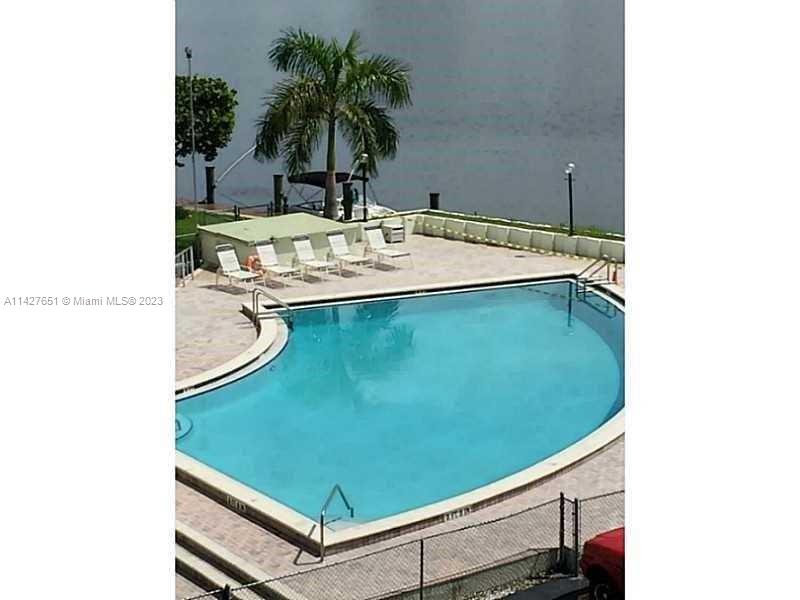 REEF SOUTH CONDO - Residential Lease