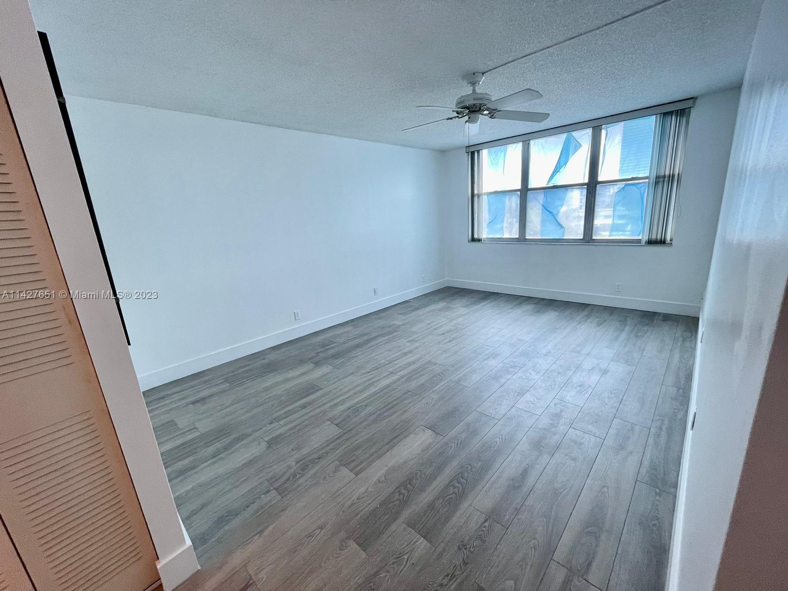 REEF SOUTH CONDO - Residential Lease