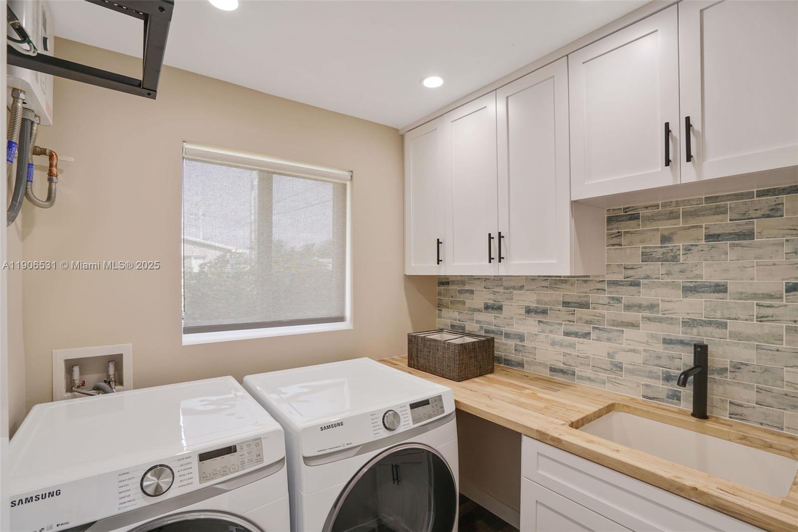 CHATEAU MANOR - Residential Lease