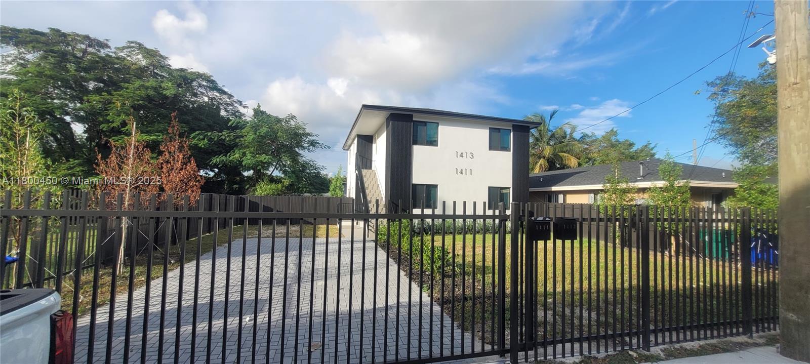 CORDOVA PARK - Residential