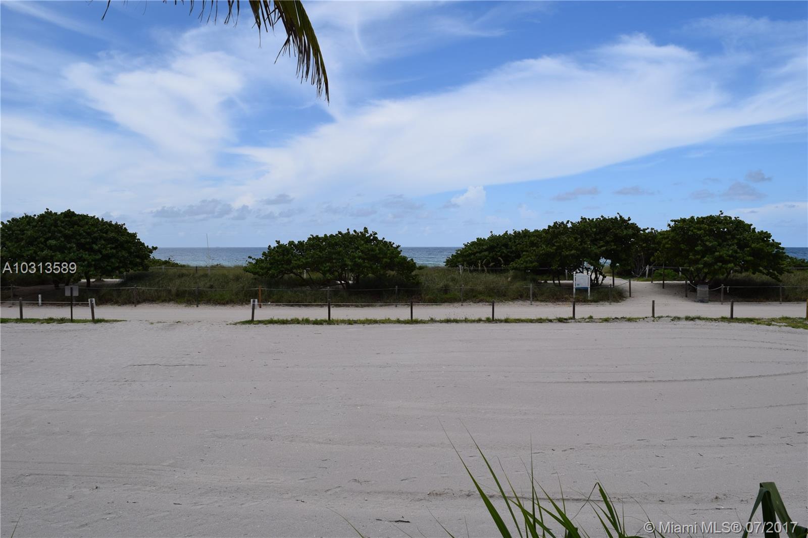 MANATEE CONDO - Residential Lease