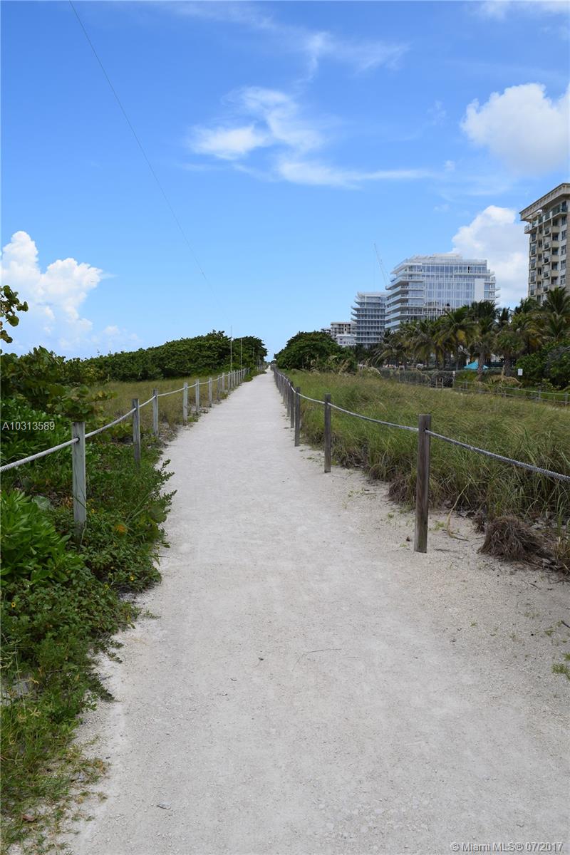 MANATEE CONDO - Residential Lease