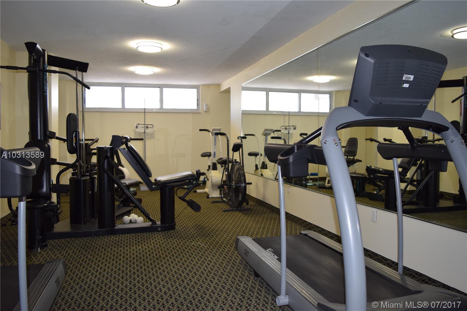 MANATEE CONDO - Residential Lease