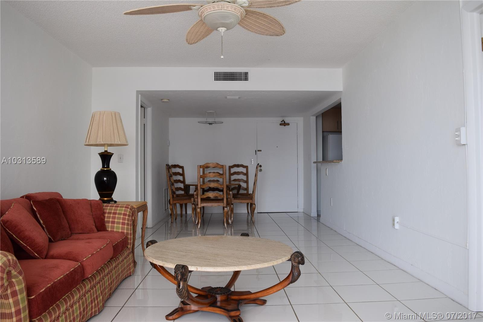 MANATEE CONDO - Residential Lease