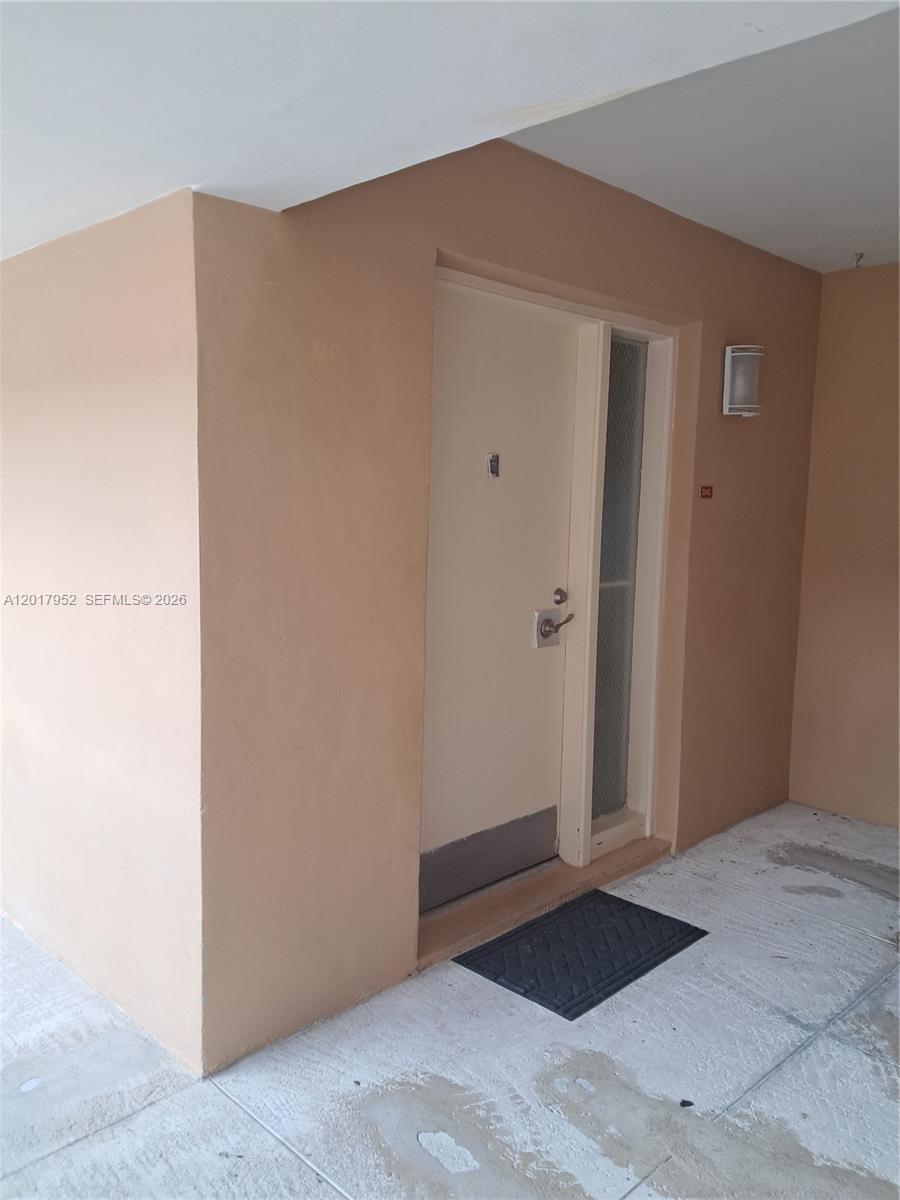 LAKEVIEW GARDENS CONDO - Residential