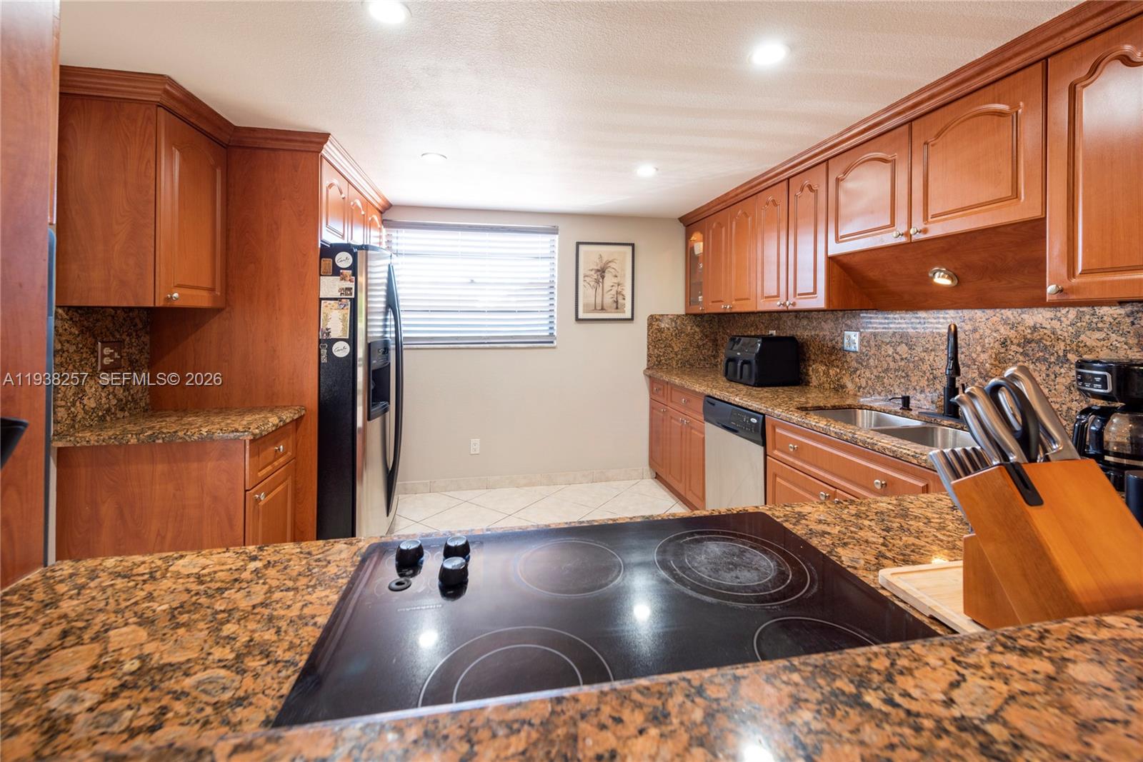 LAKES OF CARRIAGE HILLS - Residential