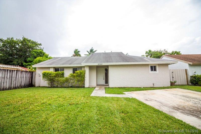 This fantastic home is waiting for your client... We Will screen for income, credit & Background for each adult, $45.00 appl. fee per resident. Security deposits are contingent on credit history and background check. Pets Ok $250 non-refundable Pet deposit p/pet plus $20/month P/P. . Tenant responsible for Lawn, Utilities. Renters insurance, and washer and dryer.
