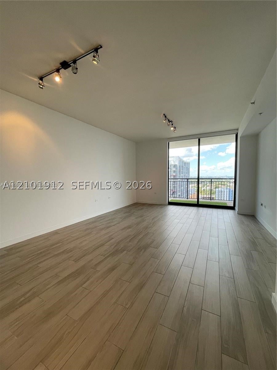 999 SW 1st Ave 2109