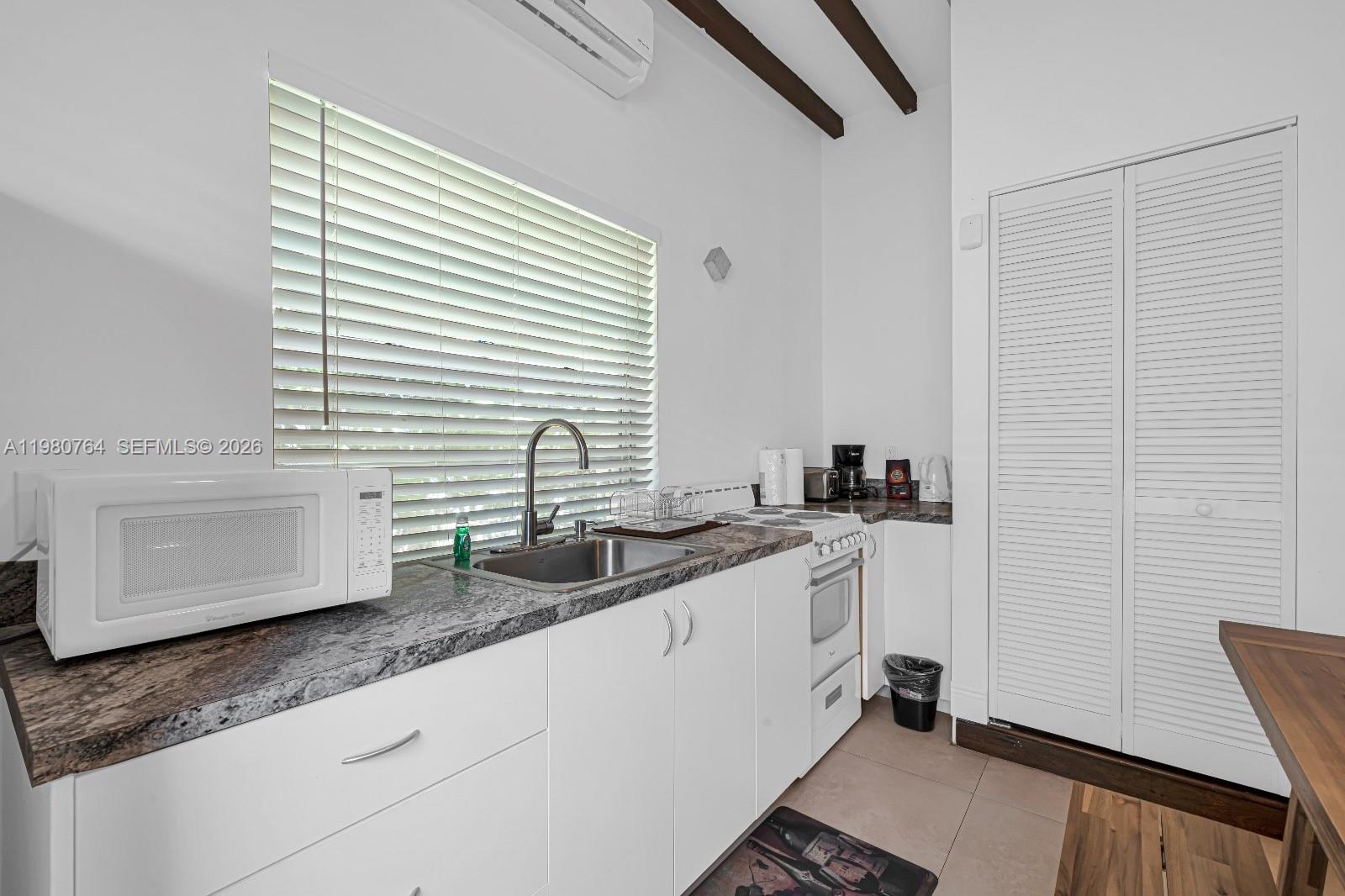 1ST WESTMORELAND ADDN - Residential Lease