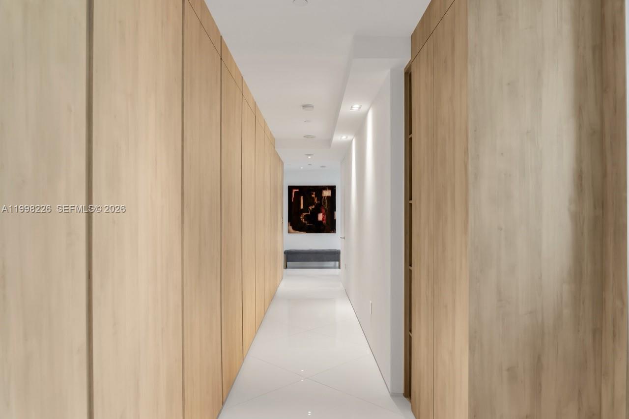 PORTOFINO TOWER CONDO - Residential Lease