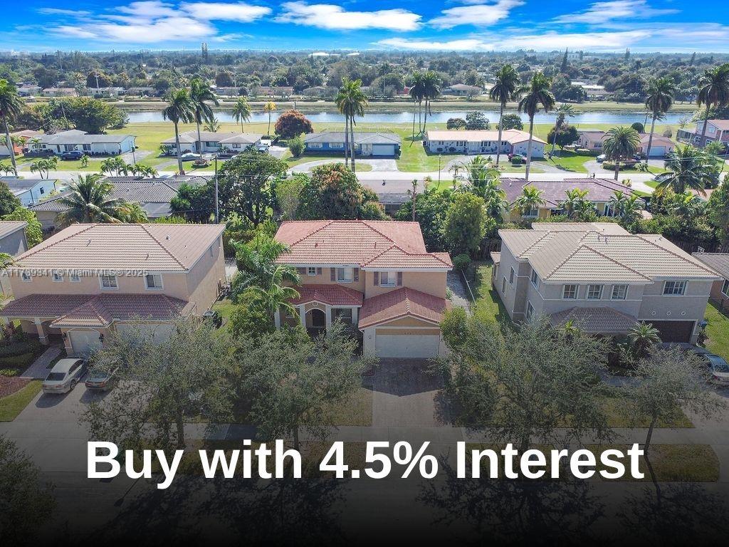 836 Nw 204th St, Miami Gardens, Broward County, Florida - 4 Bedrooms  
3 Bathrooms - 