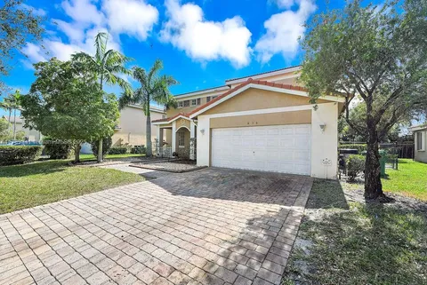 836 NW 204th St, Miami Gardens, FL 33169 - MLS#: A11739341