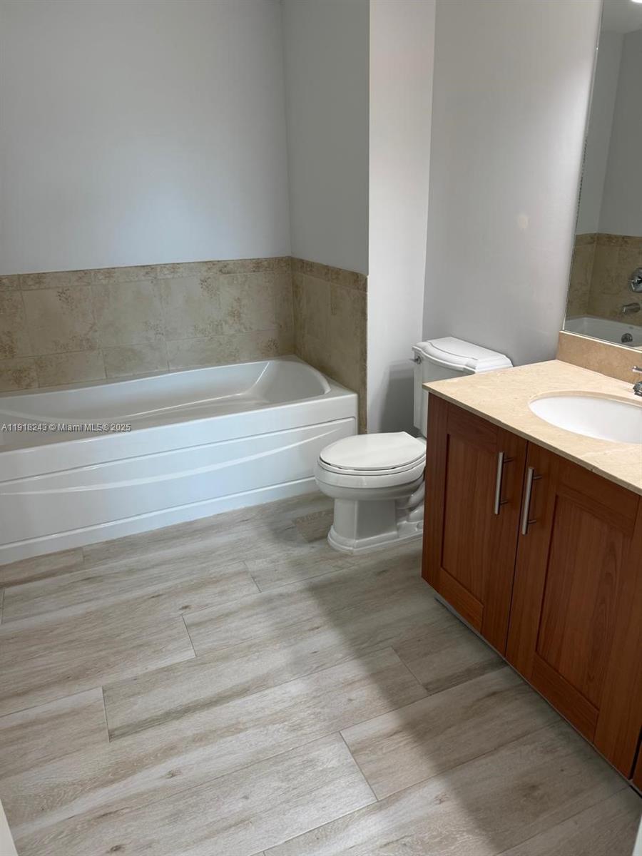 1300 PONCE CONDO - Residential Lease