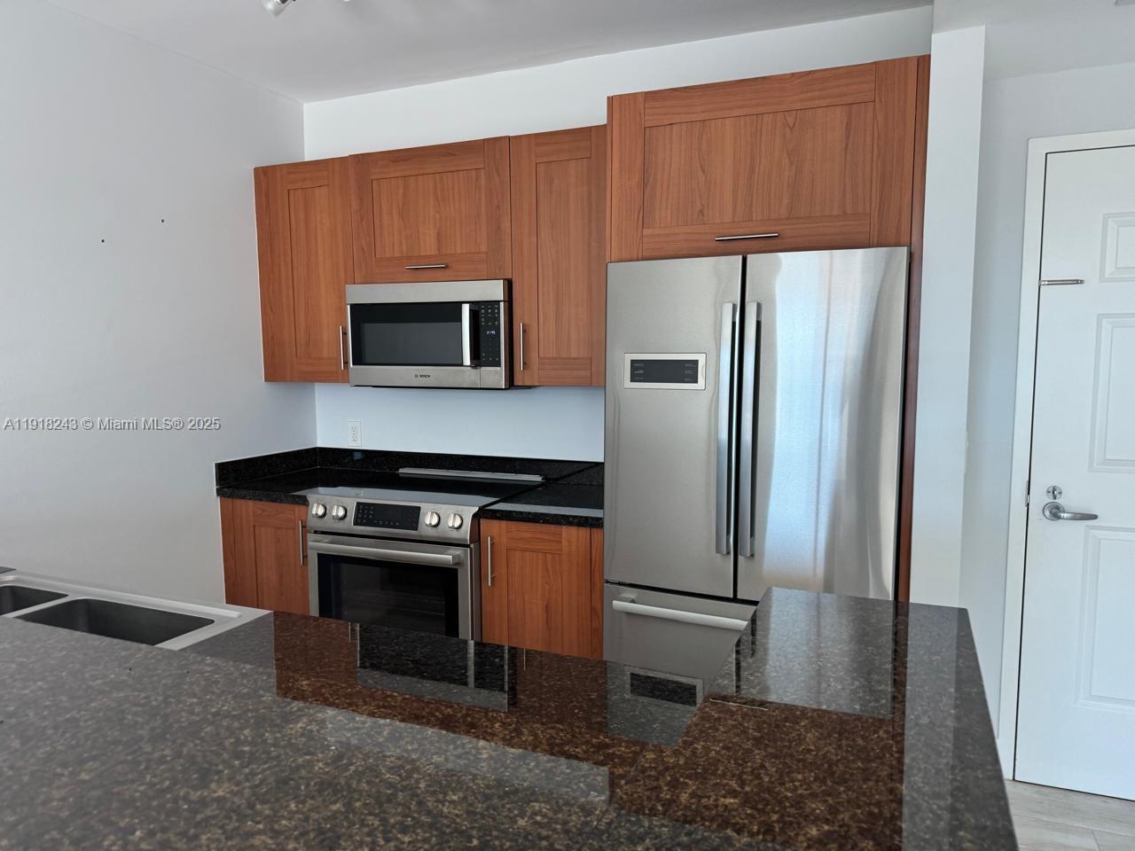 1300 PONCE CONDO - Residential Lease