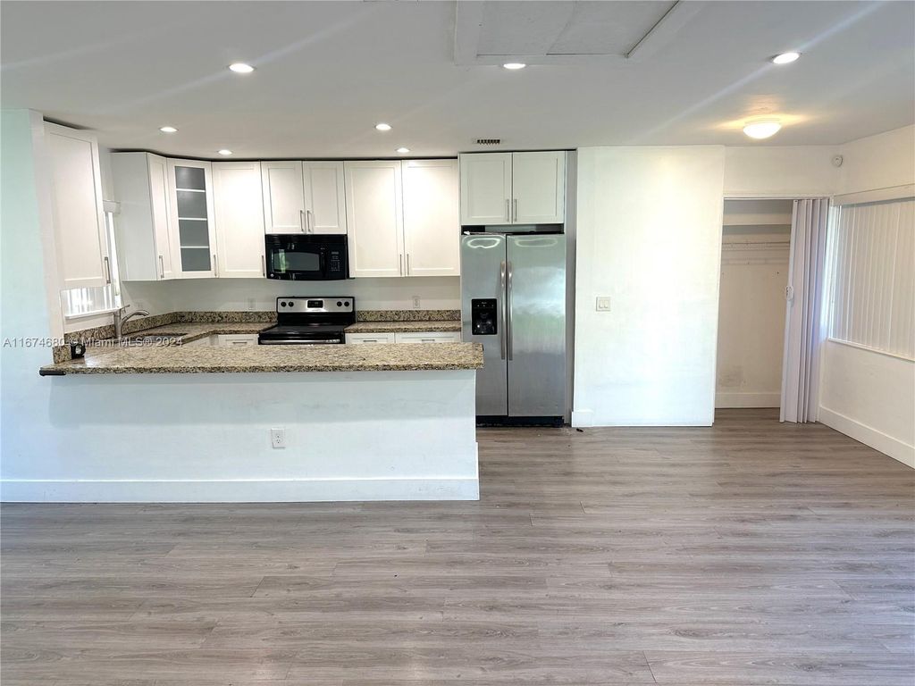 Photo of 2449 SW 7th St, Fort Lauderdale, FL 33312 (MLS # A11674680)