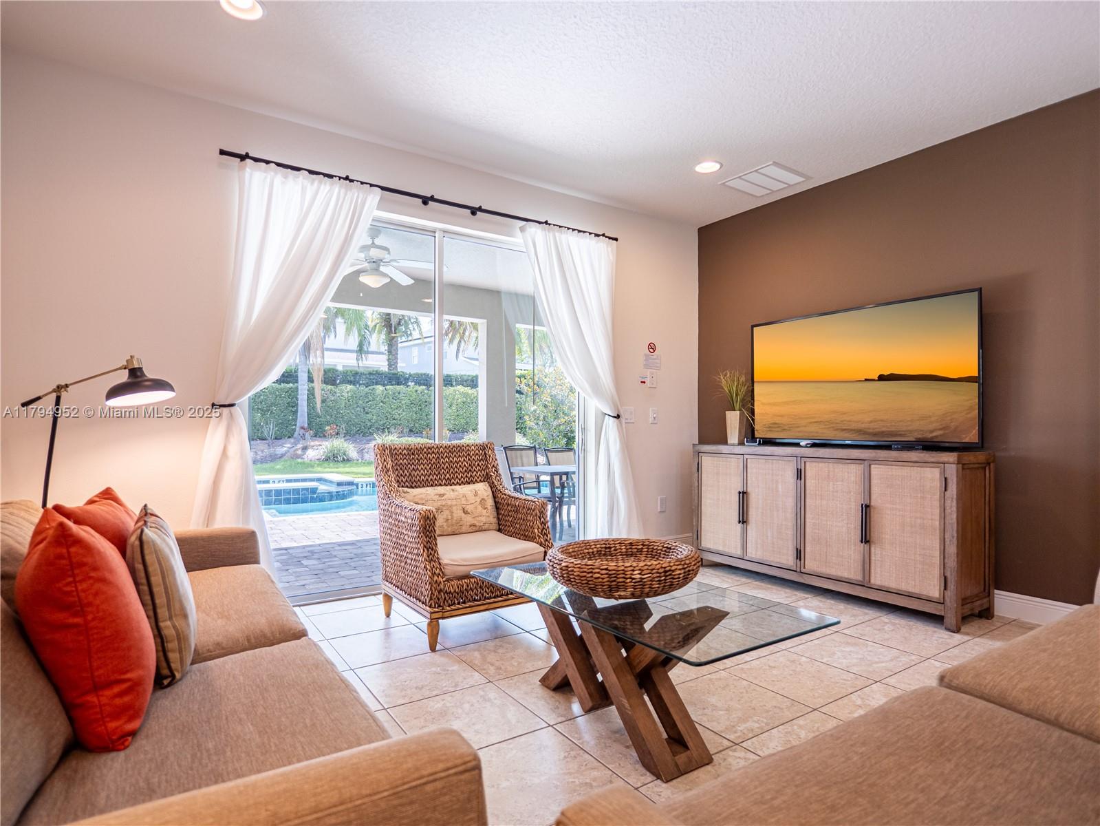 Reunion West PH # West PB - Residential