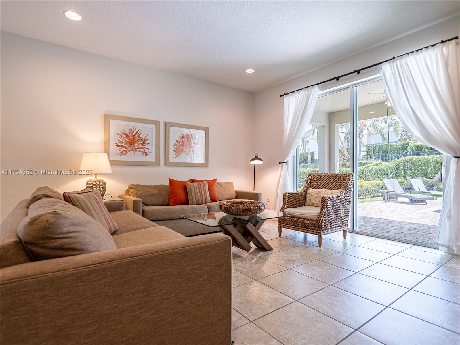 Reunion West PH # West PB - Residential