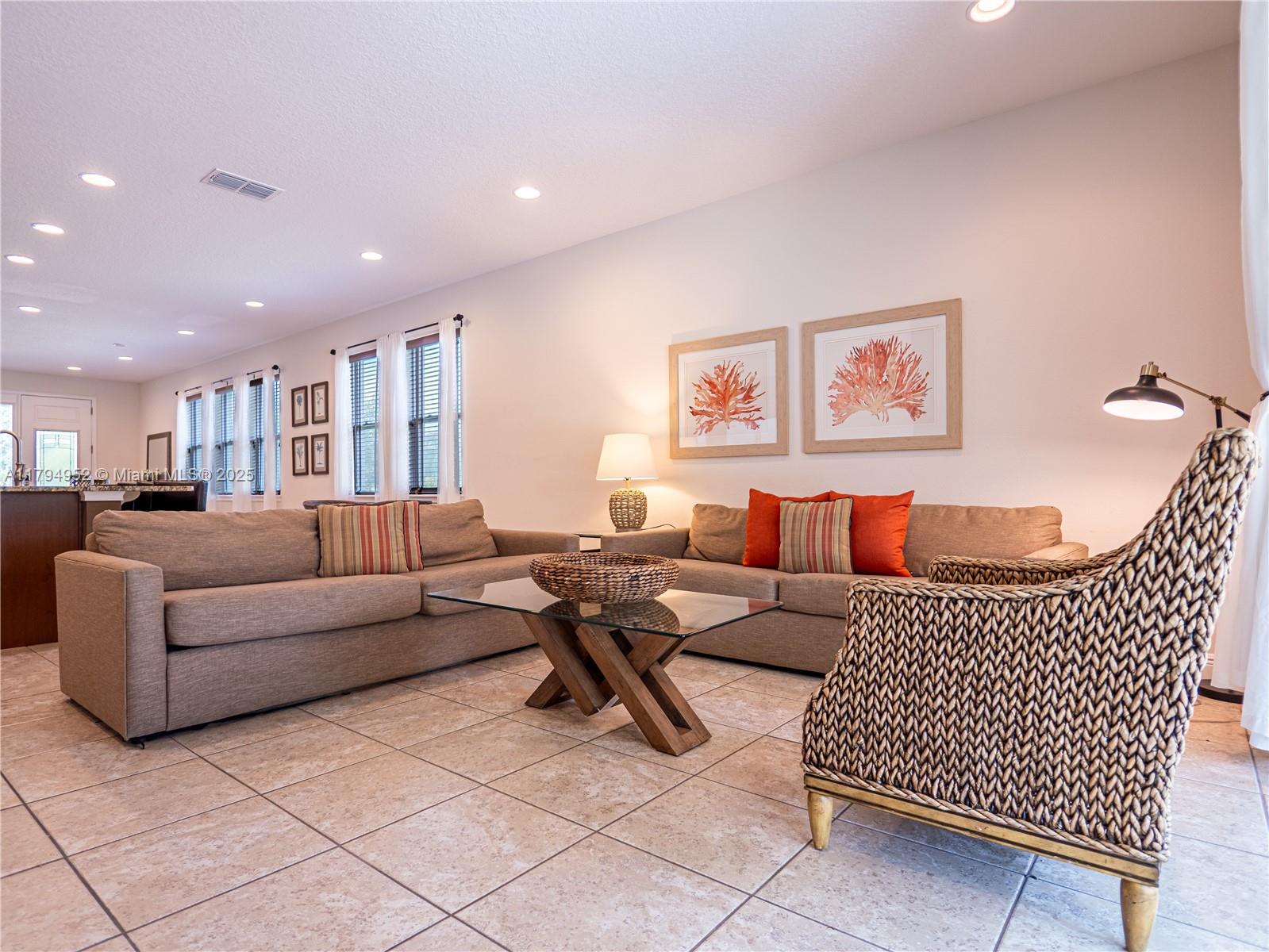 Reunion West PH # West PB - Residential